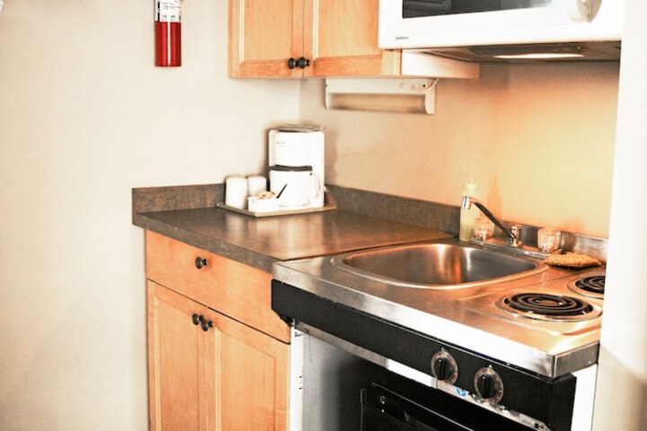 Ramada by Wyndham Quesnel