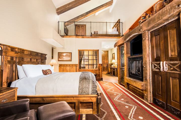 Big Cypress Lodge