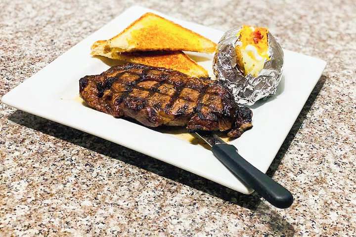 Dining 40 of 51