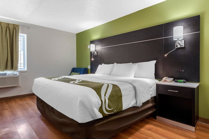 Quality Inn Coraopolis - Pittsburgh Airport