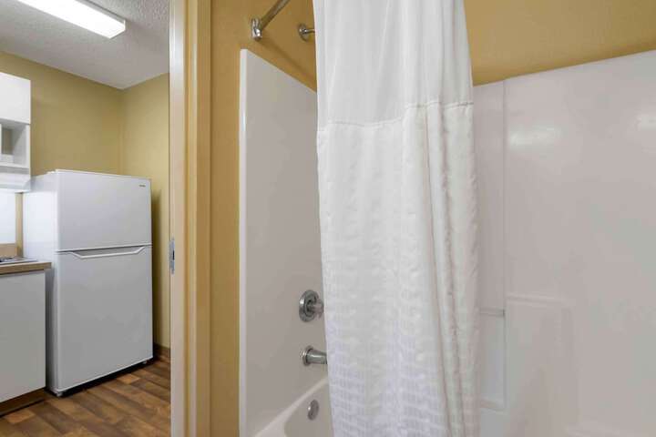 Room 17 of 29