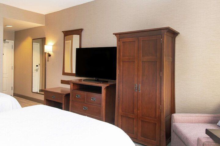 Hampton Inn & Suites Rochester / Victor