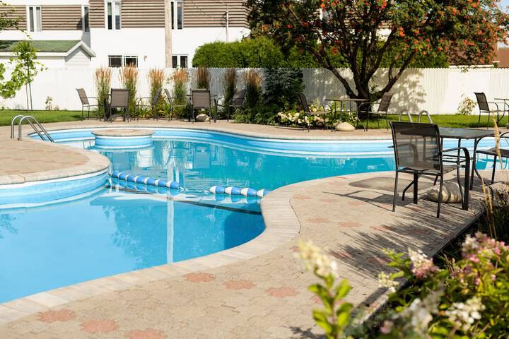 Pool 4 of 51