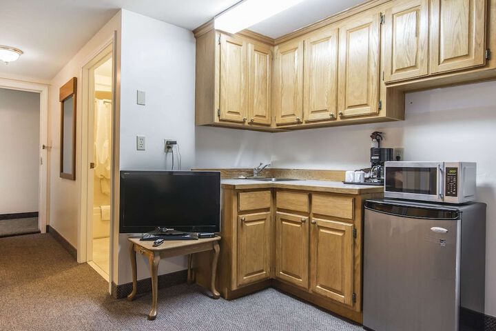 Room 22 of 48