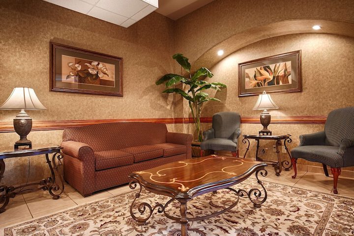Best Western Casa Villa Suites