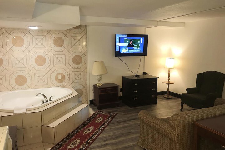 Room 13 of 31