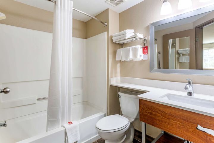Econo Lodge Inn & Suites Dickson
