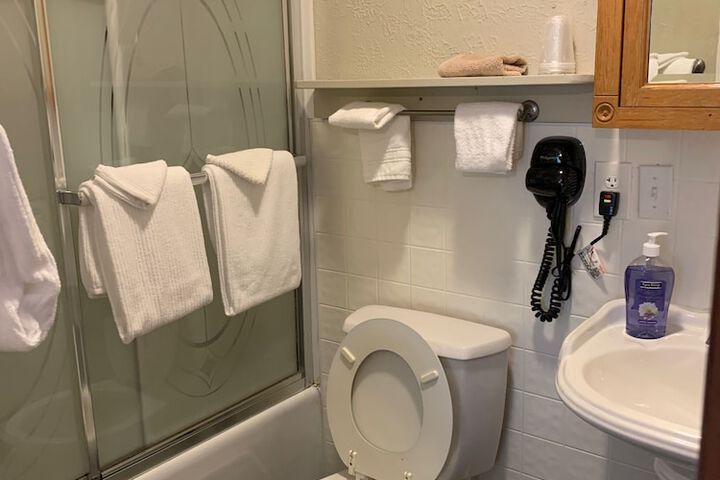Room 65 of 113