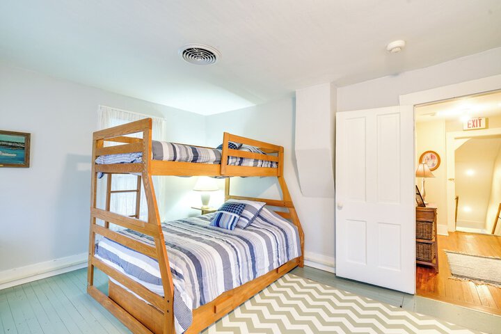 Centrally Located Retreat Near Chautauqua Lake