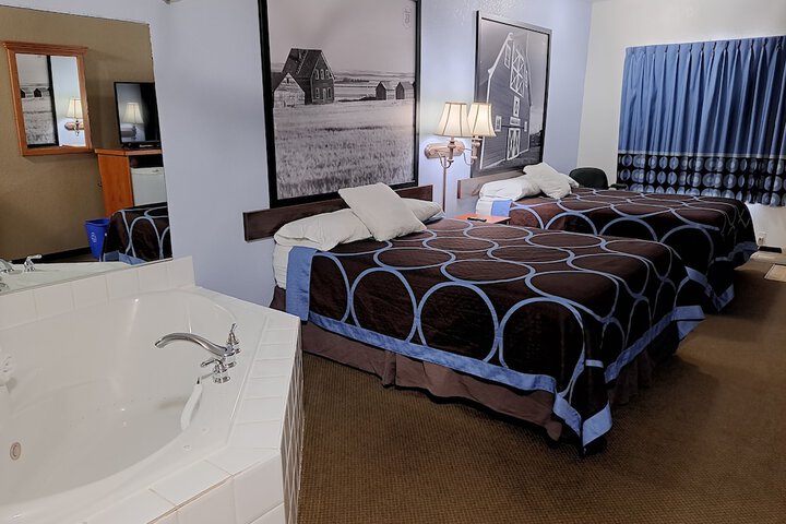 Room 21 of 33