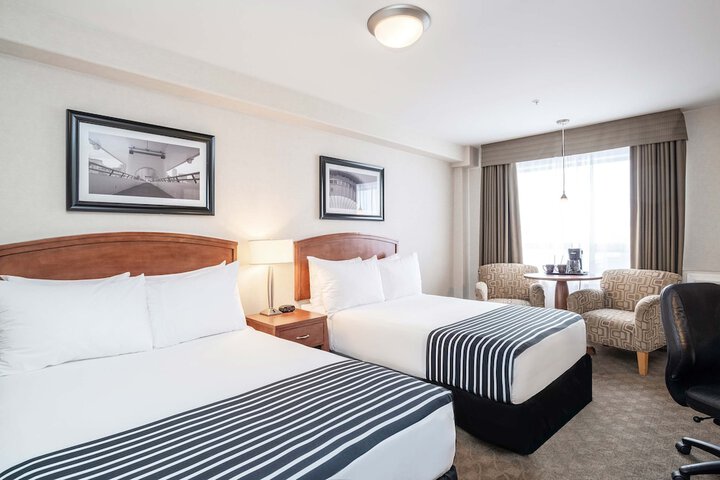 Room 34 of 73