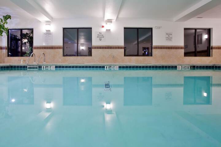 Pool 4 of 45