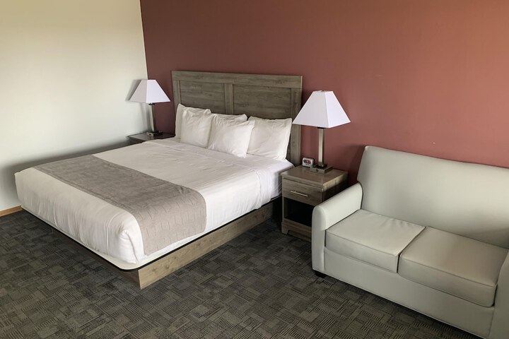 Room 4 of 14