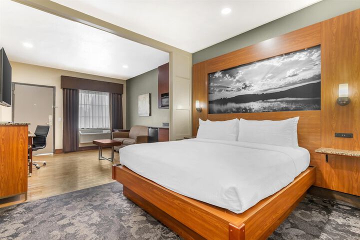 Best Western Plus Yukon