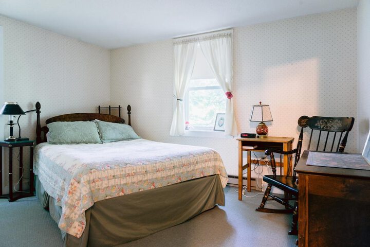 Room 10 of 25
