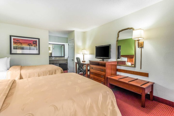 Room 16 of 61