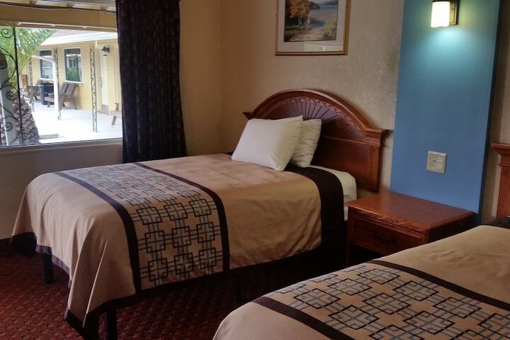 Room 18 of 34