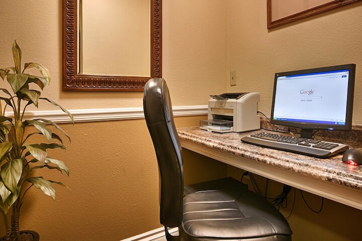 Business Center 16 of 16