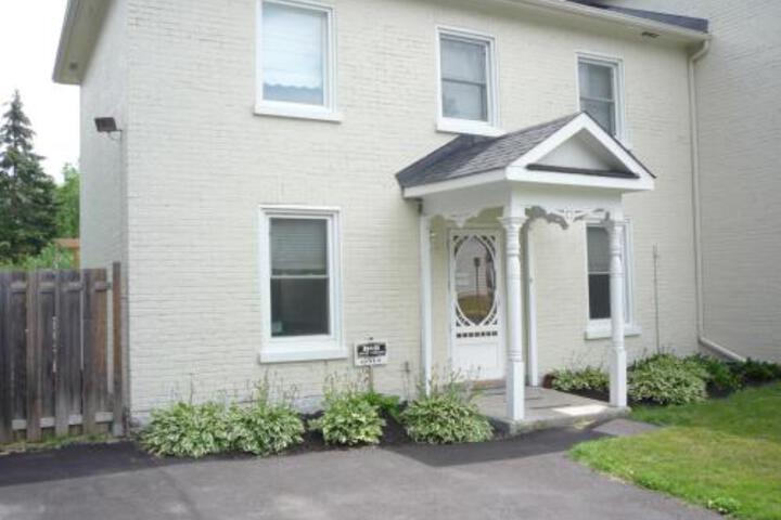 Place Victoria Place Bed & Breakfast