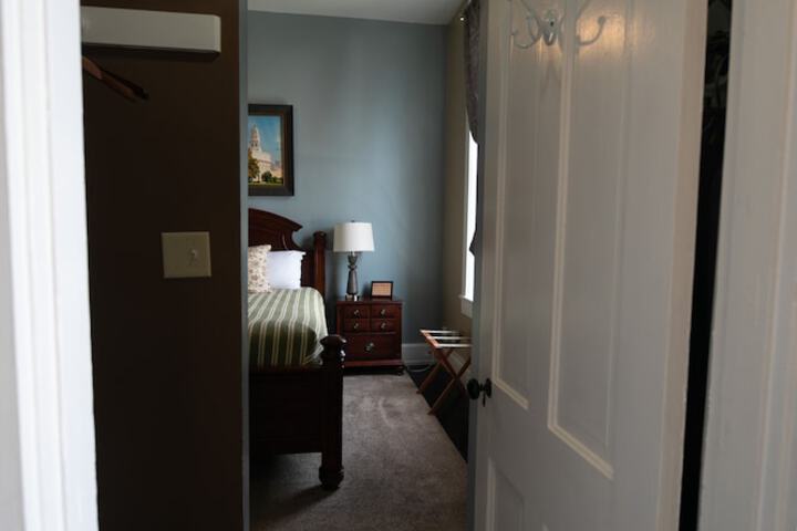 Room 66 of 78
