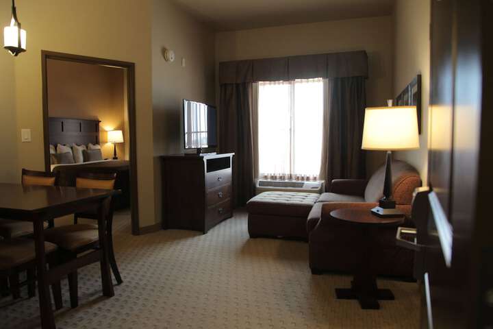 Teddys Residential Suites New Town