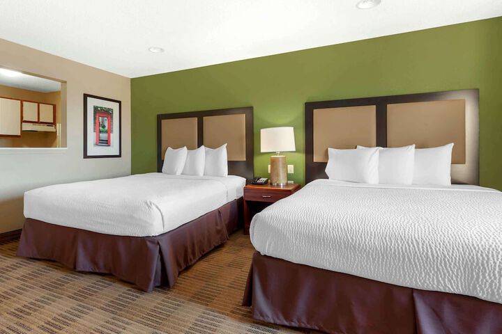 Room 22 of 27
