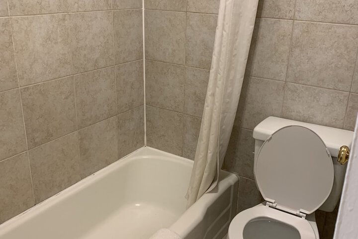 Room 11 of 31