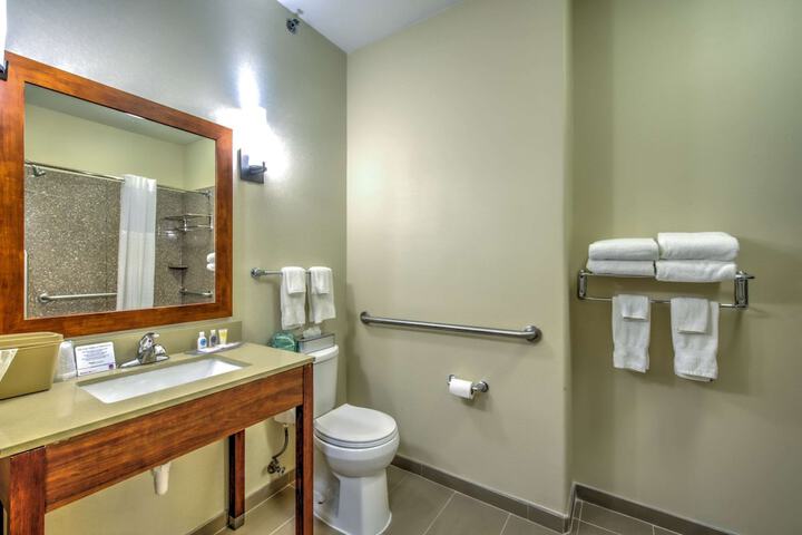 Room 14 of 34