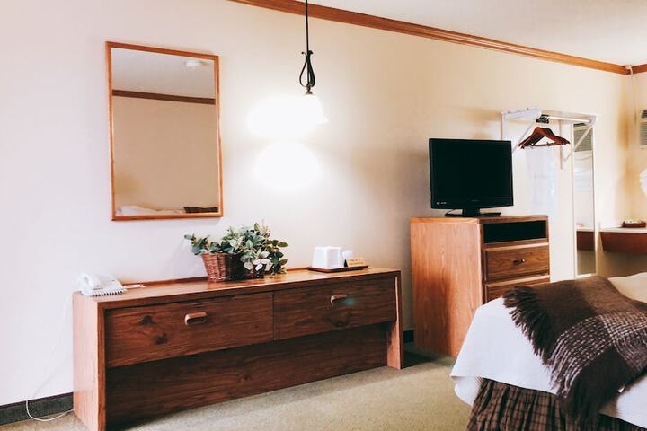 Room 48 of 81