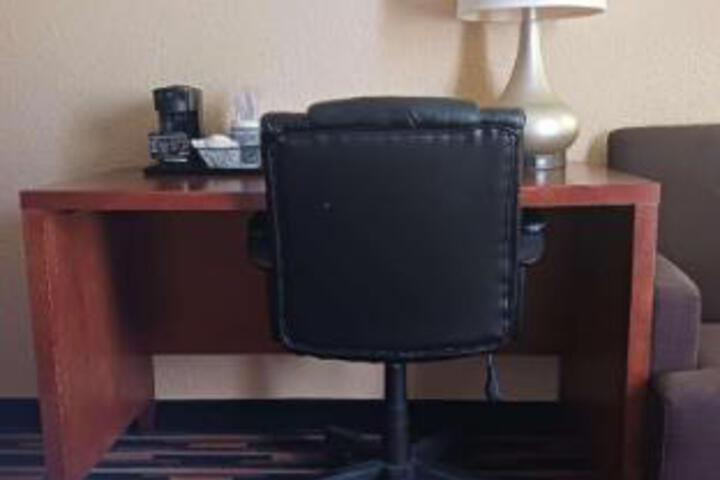 Suite 26 of 40