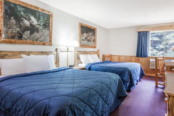 Sandpoint Inn