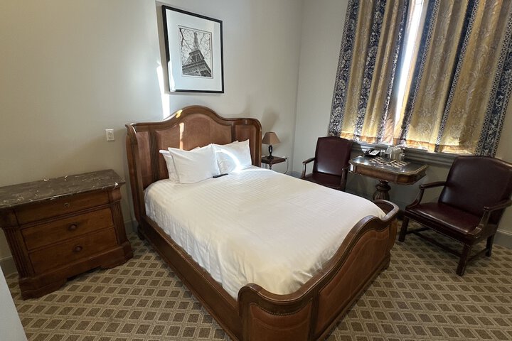 Room 101 of 151