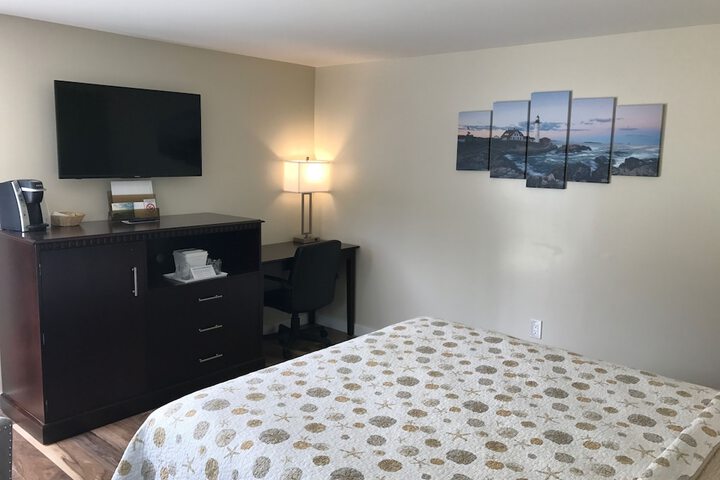 Room 42 of 66