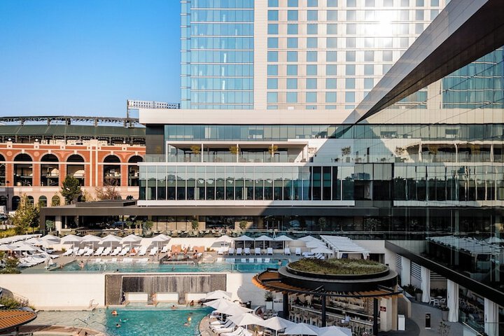 Loews Arlington