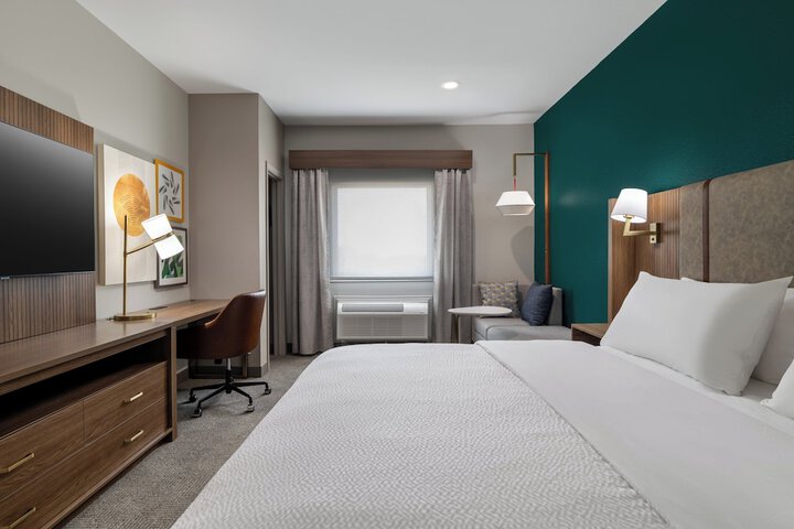 Room 18 of 45
