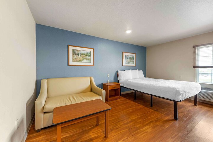 Room 15 of 28
