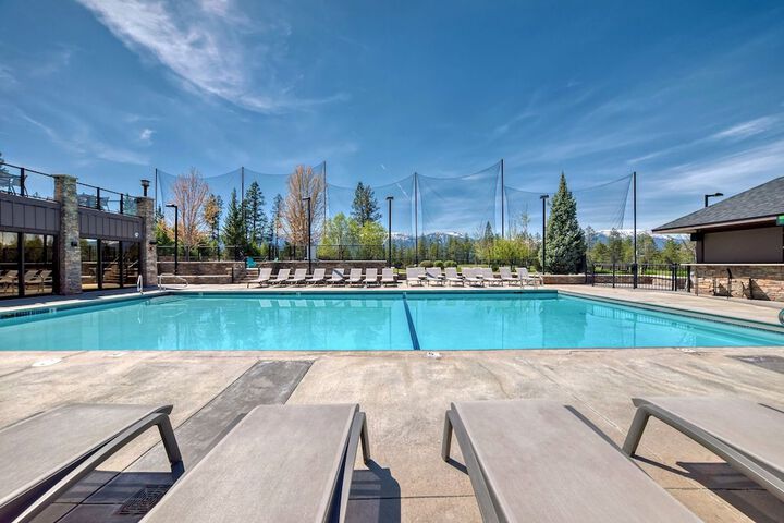 Pool 8 of 70