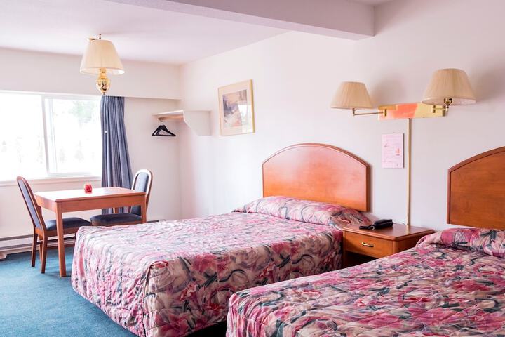 Room 13 of 20