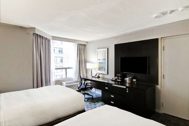 DoubleTree by Hilton Hotel Toronto Downtown