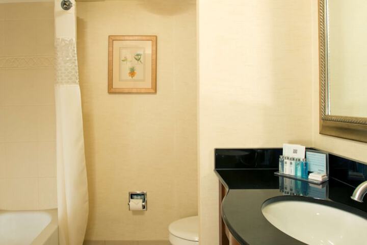 Room 17 of 26