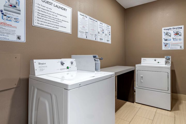 Comfort Inn & Suites Cleveland TX