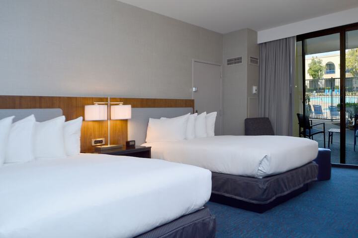 Room 44 of 76