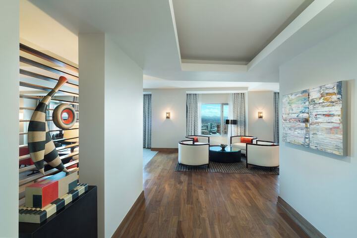Room 42 of 93