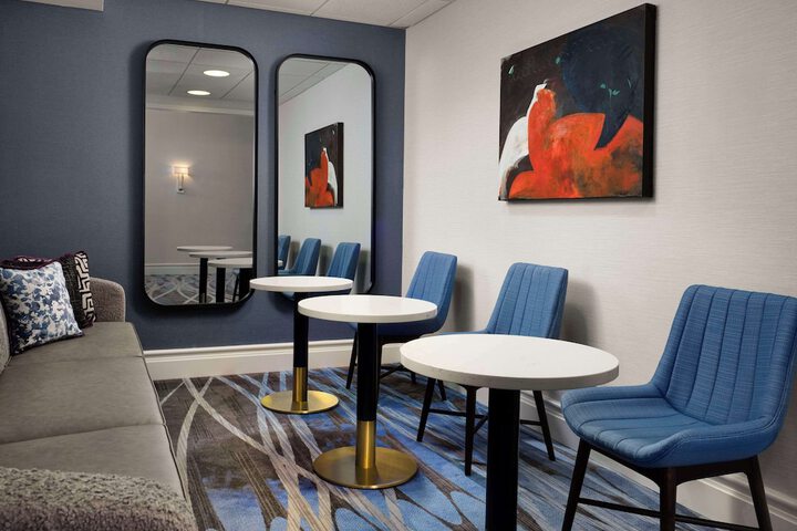 Hilton New Orleans Airport