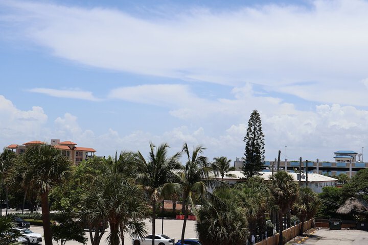 Wyndham Deerfield Beach Resort