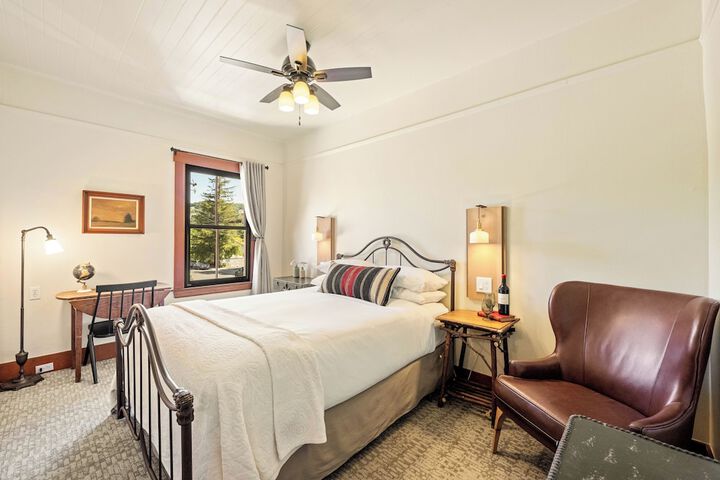 Room 20 of 113