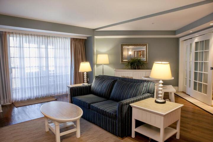 Watkins Glen Harbor Hotel