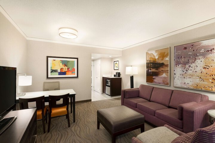 Embassy Suites by Hilton Irvine Orange County Airport