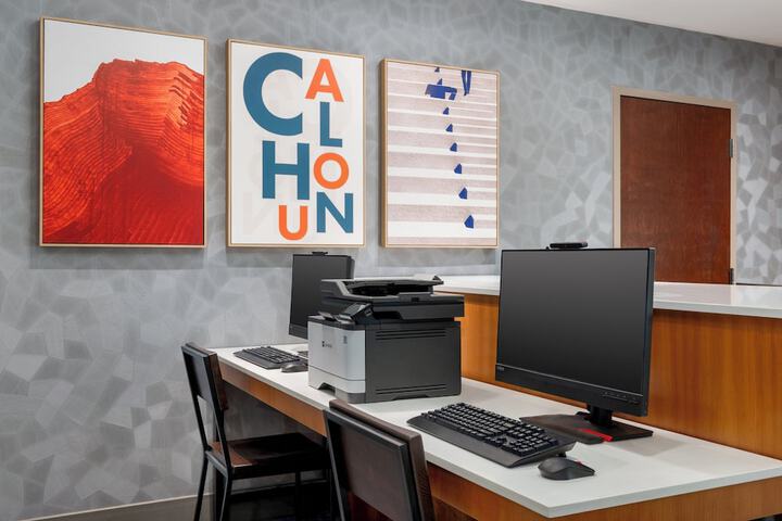 Holiday Inn Express Calhoun South by IHG