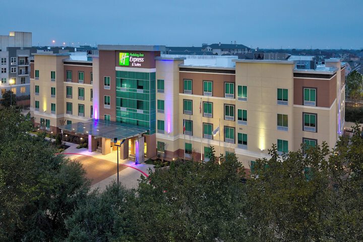 Hotel 2 of 43